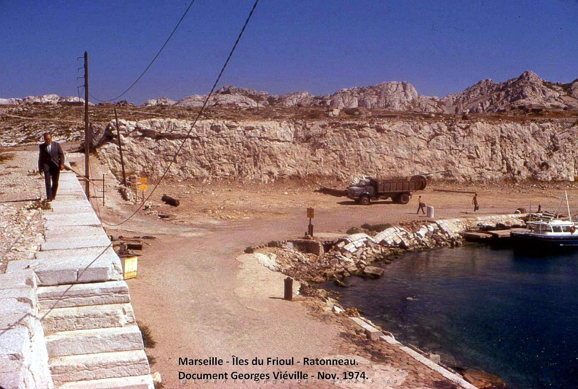 MARSEILLE ILE DU FRIOUL 1974 -RATONNEAU(6).jpg